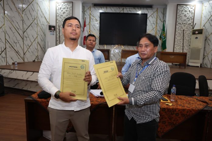 Syaifullah Defaza (Baju Putih) Terpilih Jadi Ketua FWP Sumut Dan Khairul Ketua Dewan Kehormatan DWP Sumut.