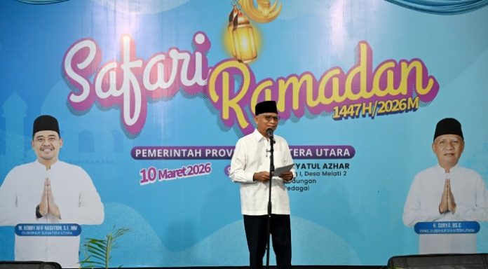 Teks Foto  :  Wakil Gubernur Sumatera Utara (Sumut) Surya bersama Bupati Serdangbedagai Darma Wijaya dan Wakil Bupati Serdangbedagai Adlin Umar Yusri Tambunan, didamping sejumlah OPD melakukan Safari Ramadan ke Mesjid Amaliyatul Azhar, Desa Melati 2, Kecamatan Perbaungan, Kabupaten Serdangbedagai, Selasa (10/3/2026). (Foto : Ist) 
