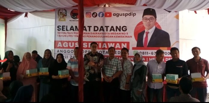 Agus Setiawan Anggota DPRD Kota Medan dari Fraksi PDI Perjuangan. Minggu (12/04/2026) saat mengadakan Sosialisasi Peraturan (Sosper) Daerah Kota Medan No. 5 Tahun 2015 Tentang Penanggulangan Kemiskinan. 